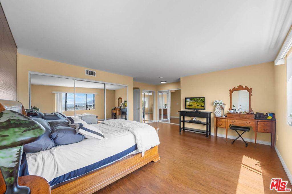 E San Jose Ave, Burbank, CA 91501