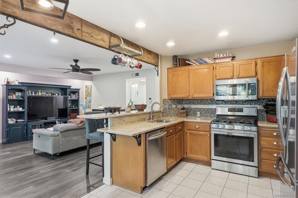 Pimlico Pl, Alpine, CA 91901