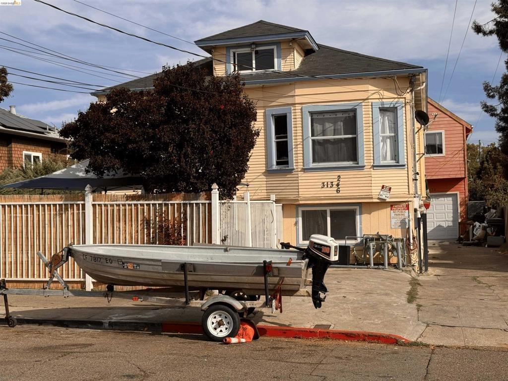 Pleitner Ave, Oakland, CA 94602