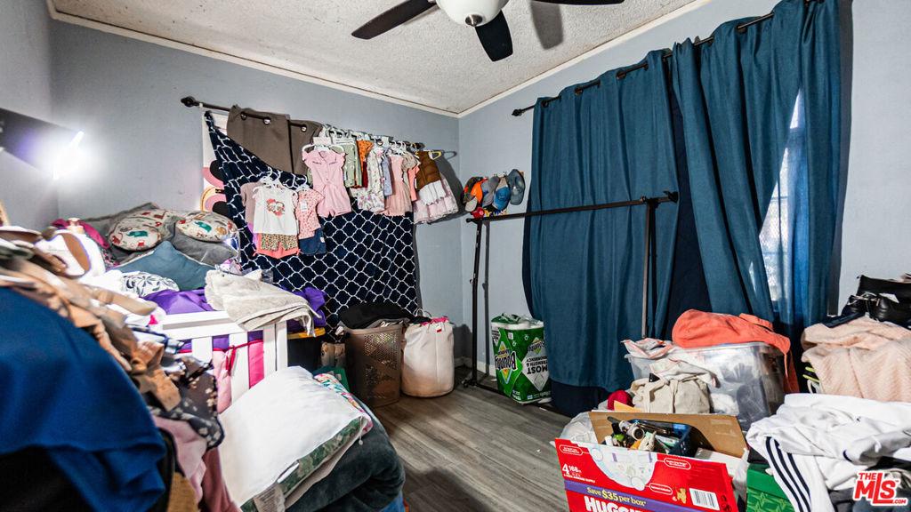 E 112th St, Los Angeles, CA 90059