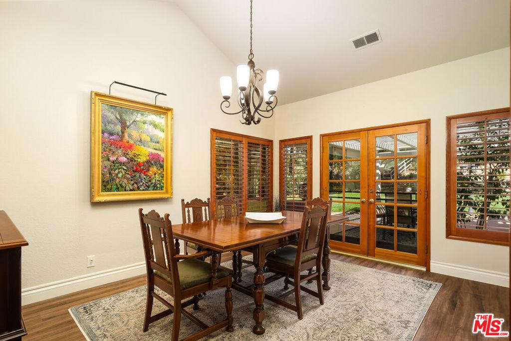 Bronco Dr, Canyon Country, CA 91387