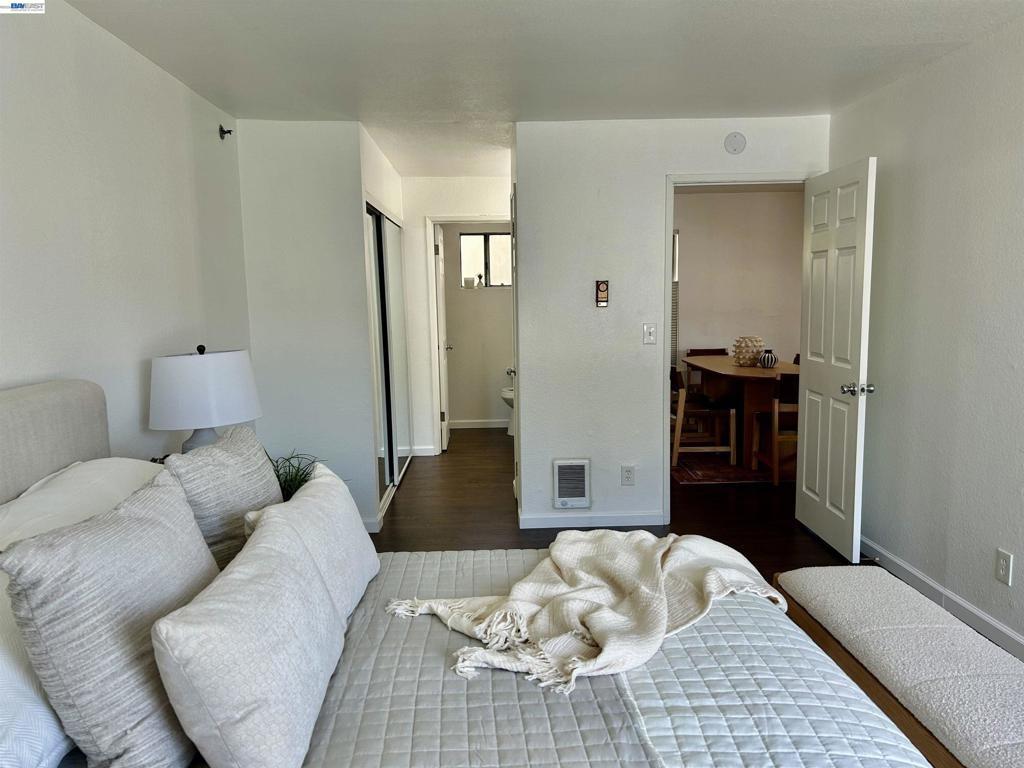 Newbury Ln, Hayward, CA 94544
