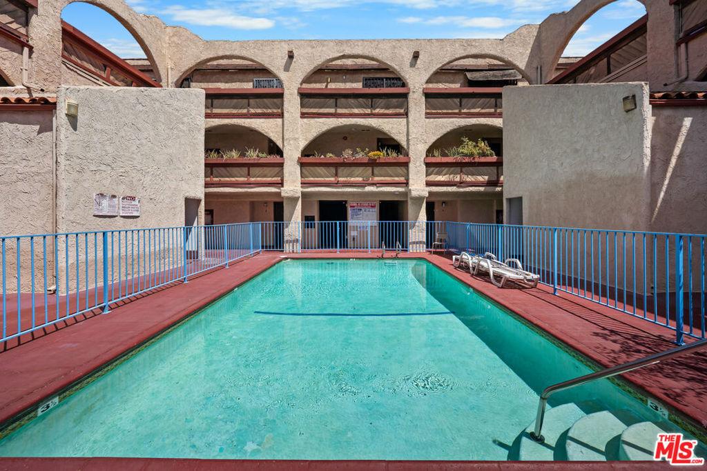 S Gramercy Pl, Los Angeles, CA 90020