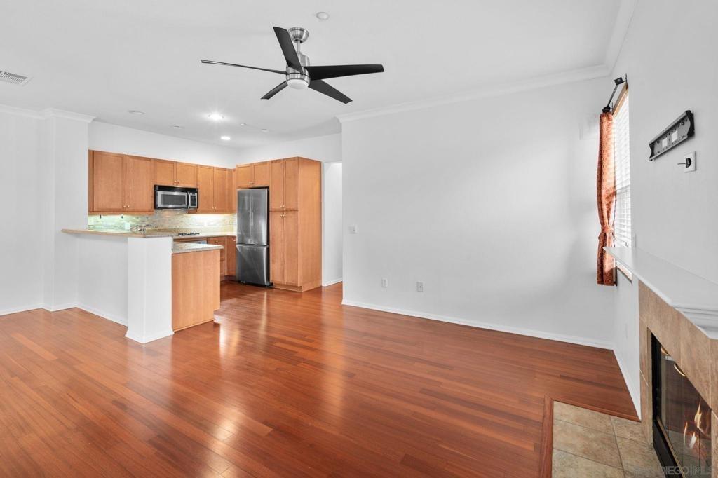 Catarina Ln, San Diego, CA 92128