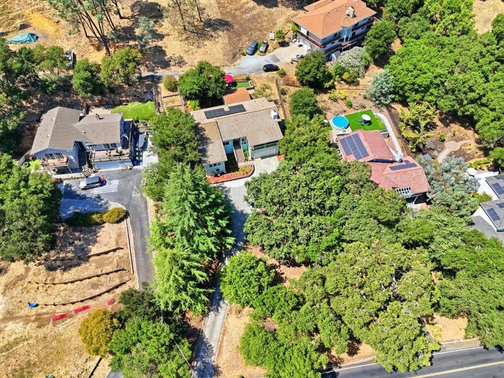 Holiday Dr, Morgan Hill, CA 95037