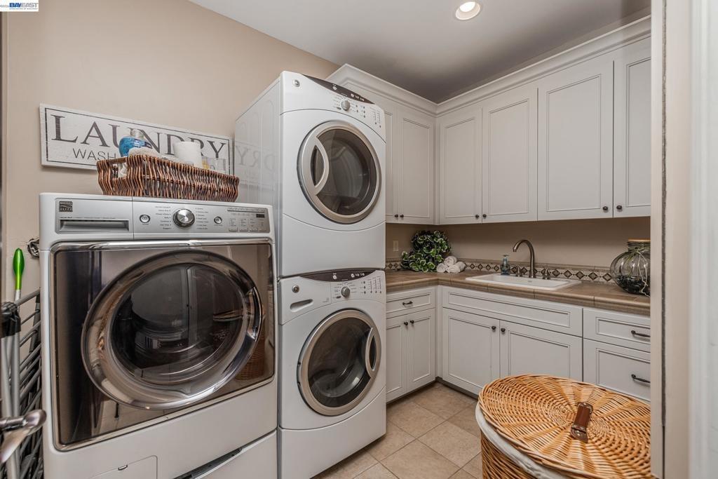 La Seyne Pl, San Jose, CA 95138