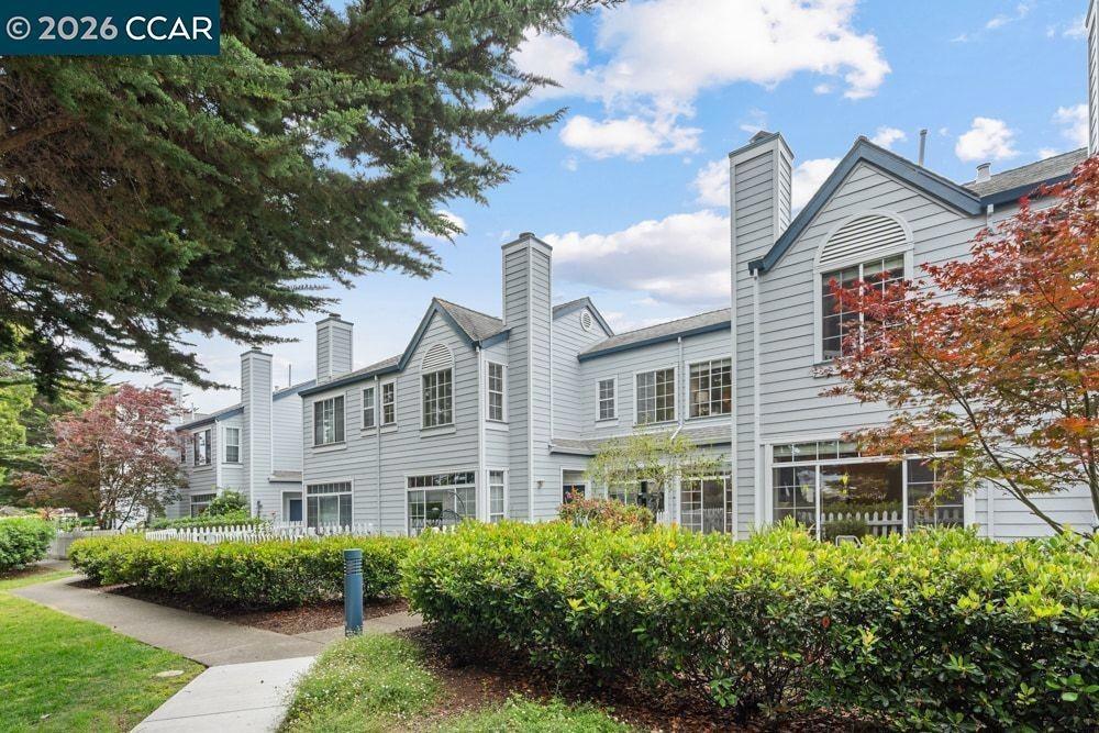 Commodore Dr, Richmond, CA 94804