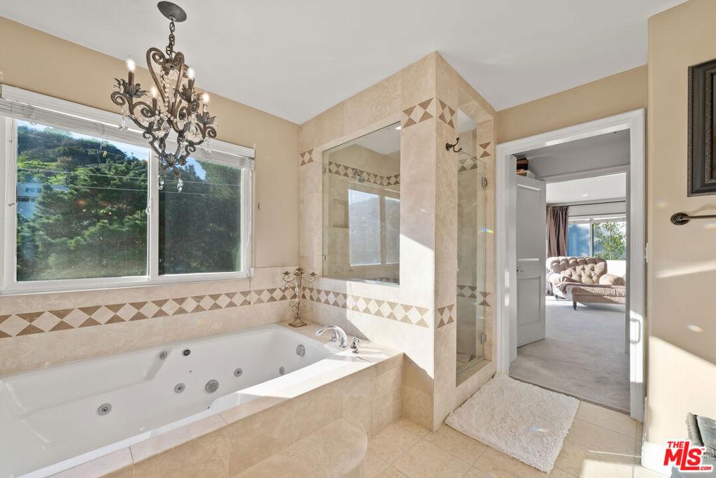 Avenida Del Sol, Studio City, CA 91604
