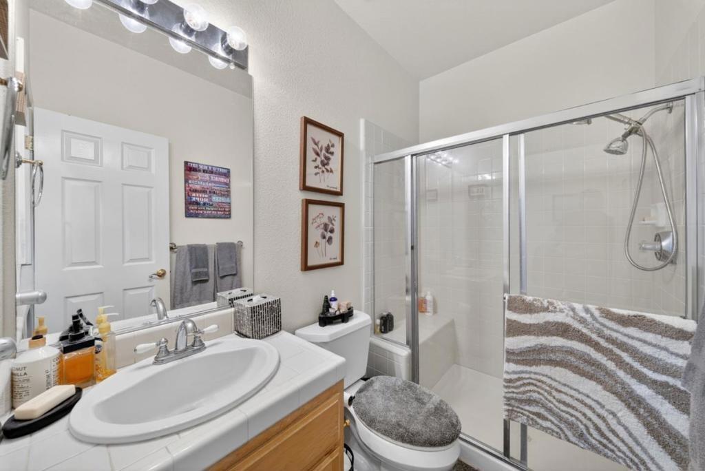 Casablanca Cir, Gilroy, CA 95020