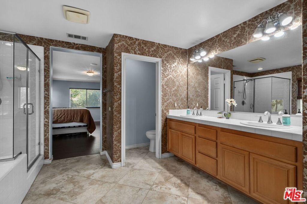 Tanzanite Rd, San Bernardino, CA 92407