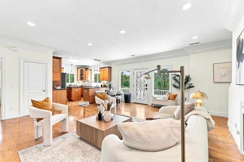 Monte Cresta Dr, Belmont, CA 94002
