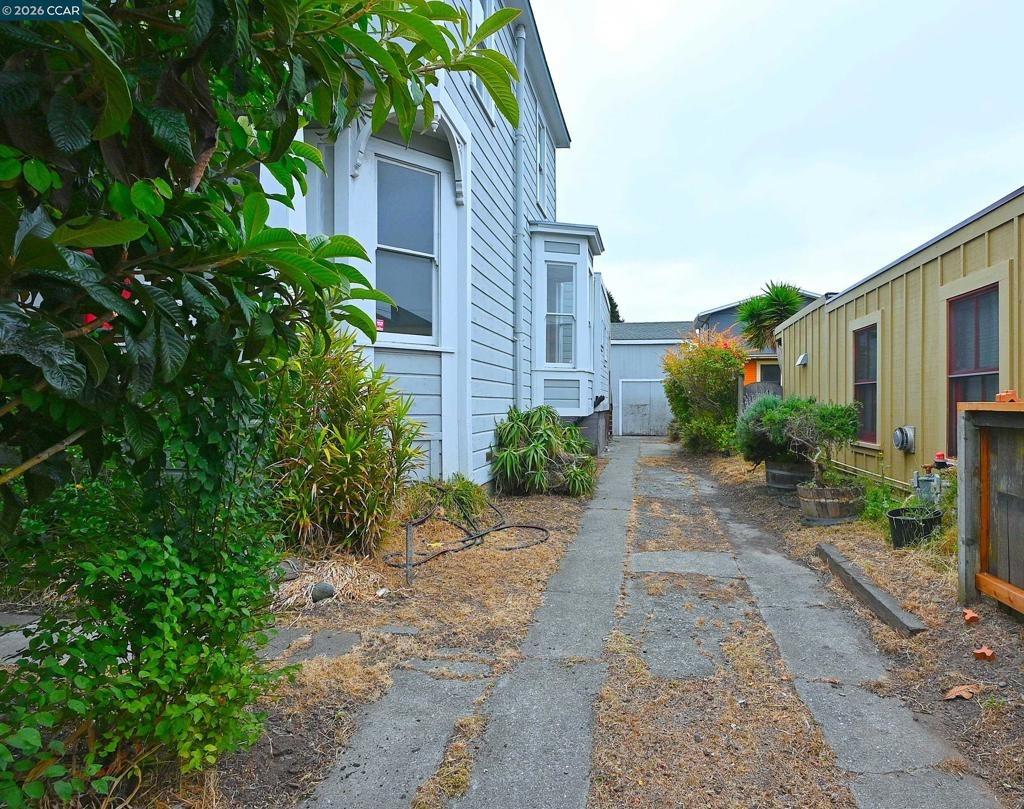 Grace Ave, Emeryville, CA 94608
