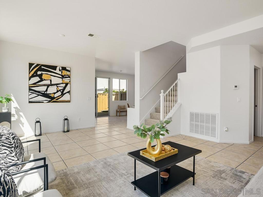 Westmore Rd, San Diego, CA 92126