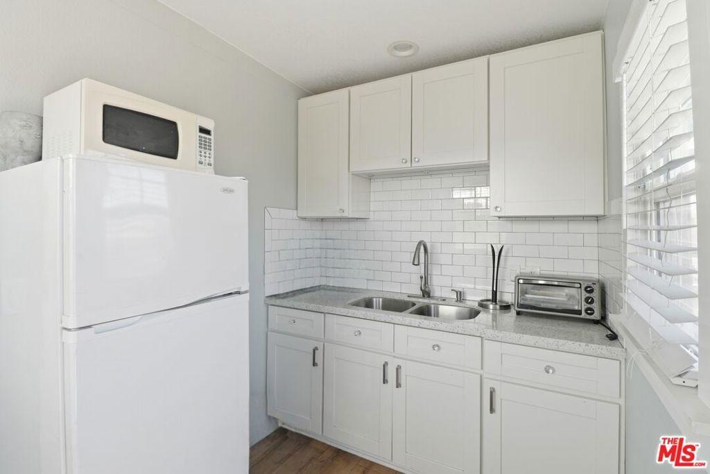 W 47th St, Los Angeles, CA 90062