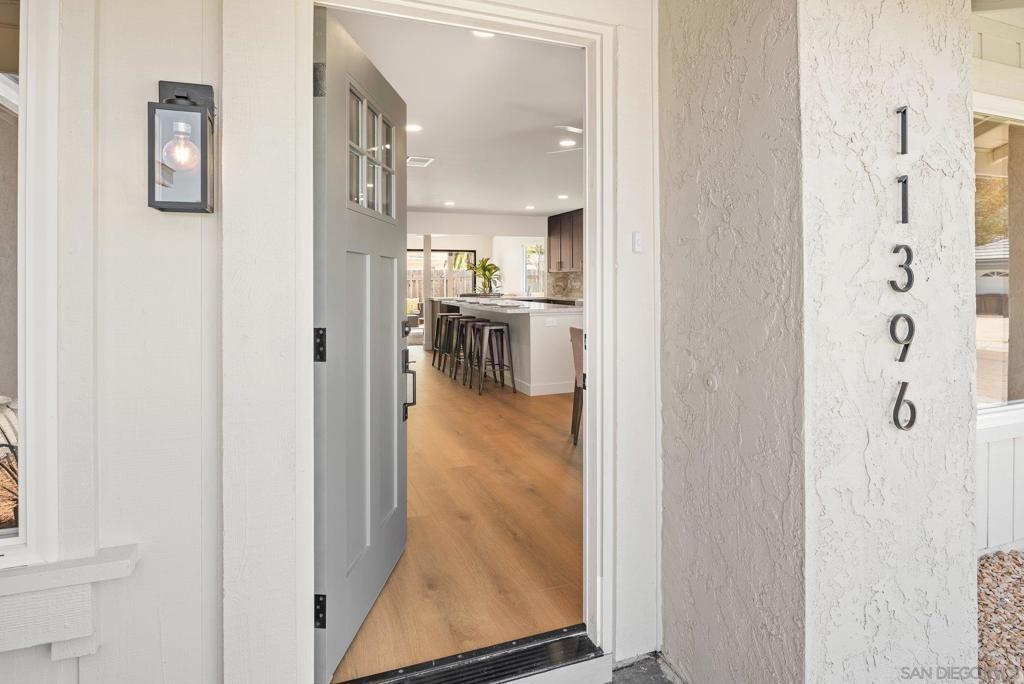 Camarosa Cir, San Diego, CA 92126