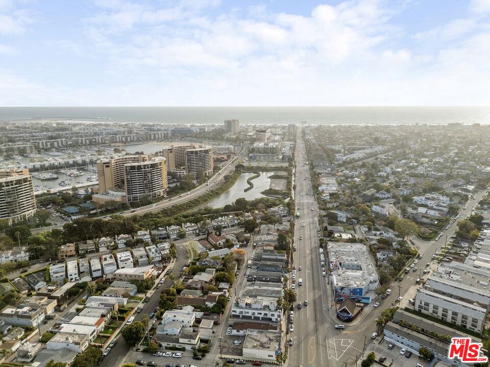 Washington Blvd, Marina Del Rey, CA 90292