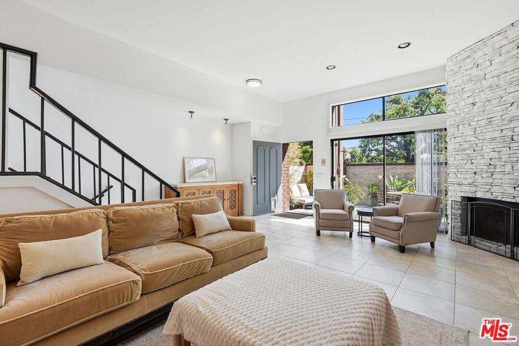 Alla Rd, Marina Del Rey, CA 90292