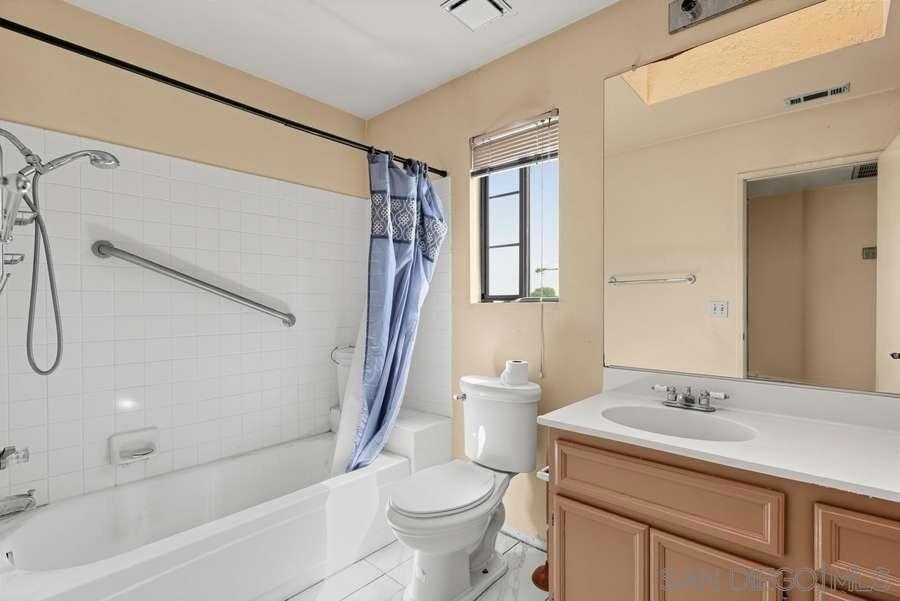 Trenton Cir, San Jacinto, CA 92583