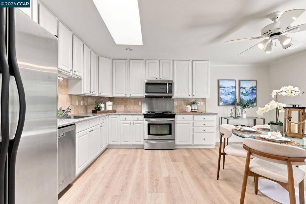 Ptarmigan Dr, Walnut Creek, CA 94595