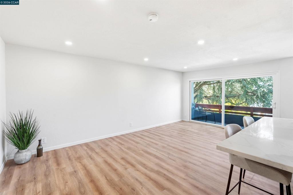 E 22nd St, Oakland, CA 94606