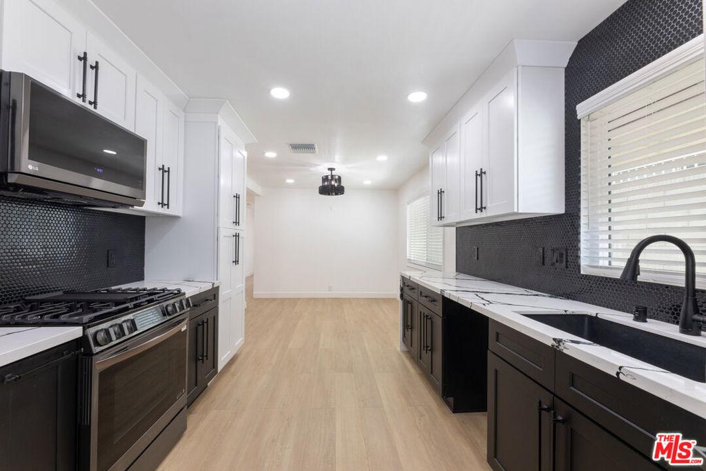 E Abbottson St, Carson, CA 90746