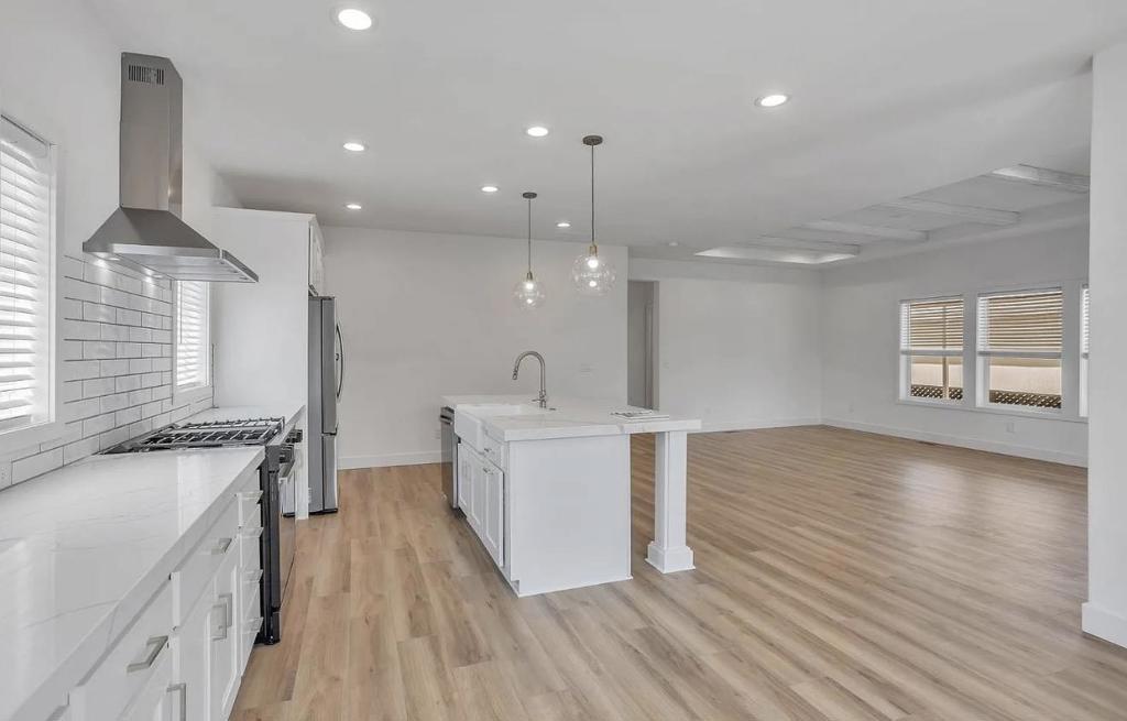 Blossom Hill Rd, San Jose, CA 95123