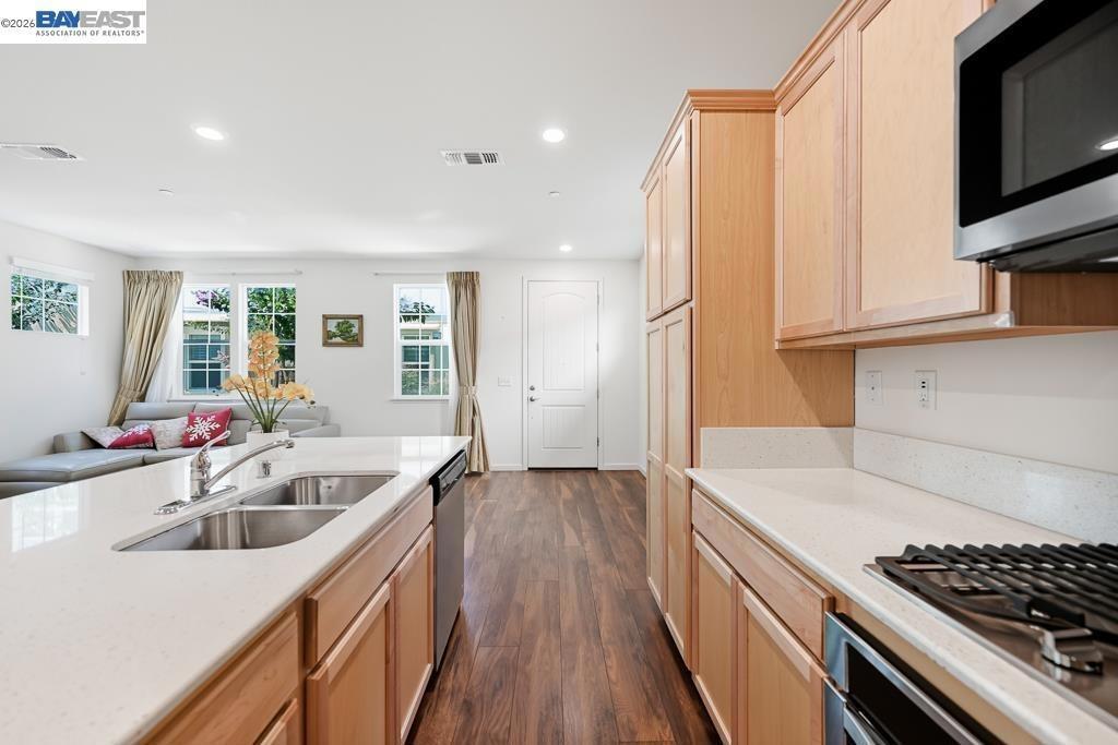 Sylvia St, Hayward, CA 94545