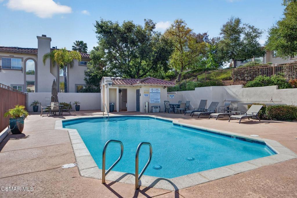 Pan Ct, Newbury Park, CA 91320