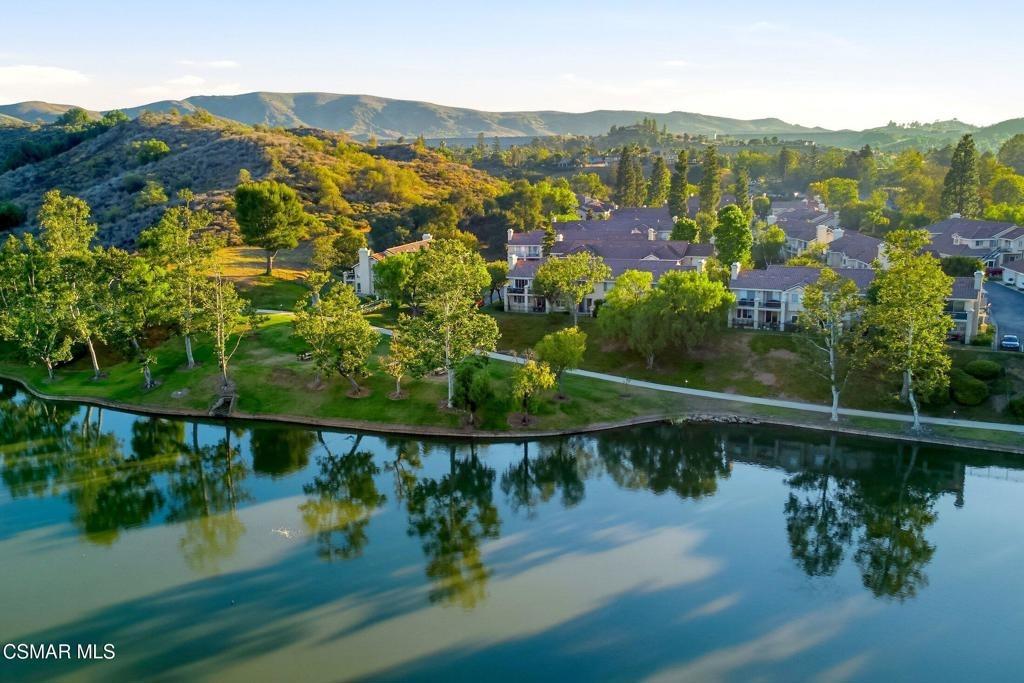 Ridgeton Ln, Simi Valley, CA 93065