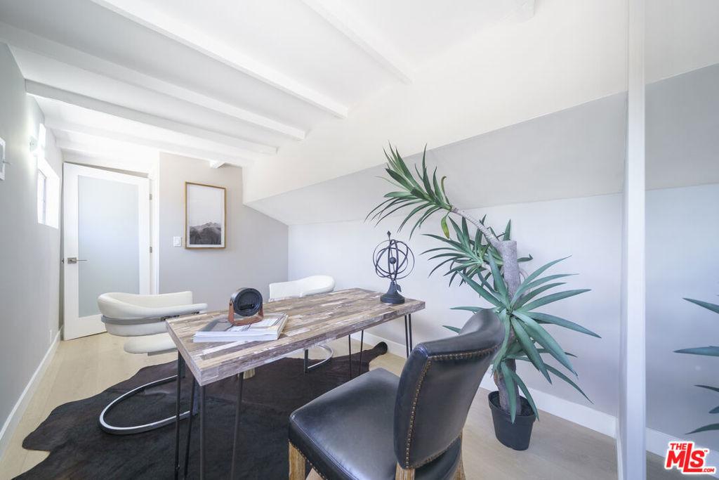 Cleon Ave, North Hollywood, CA 91601