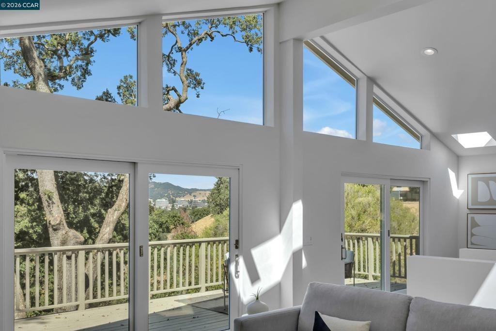Caminar Way, Walnut Creek, CA 94596