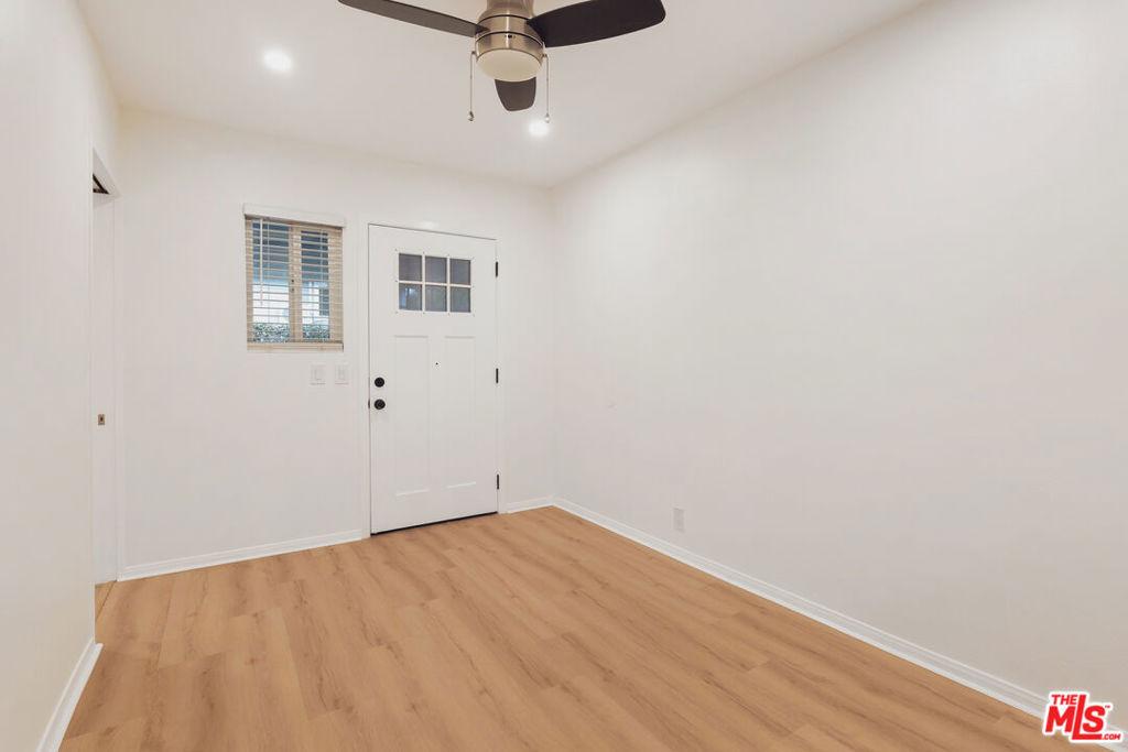 Navy St, Santa Monica, CA 90405