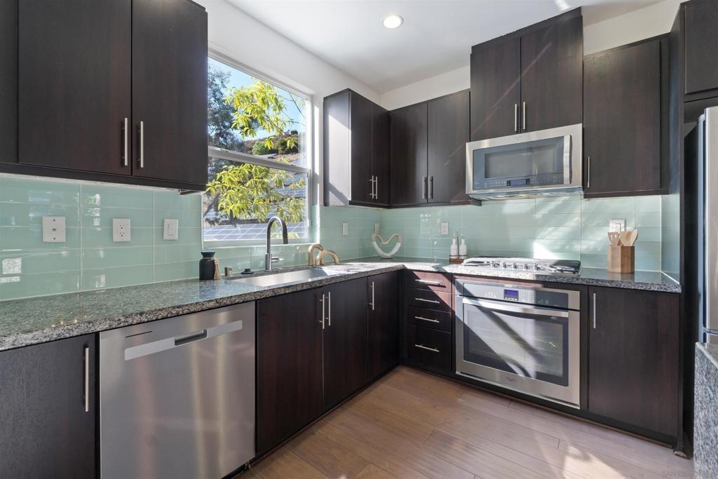 Stylus Dr, San Diego, CA 92108