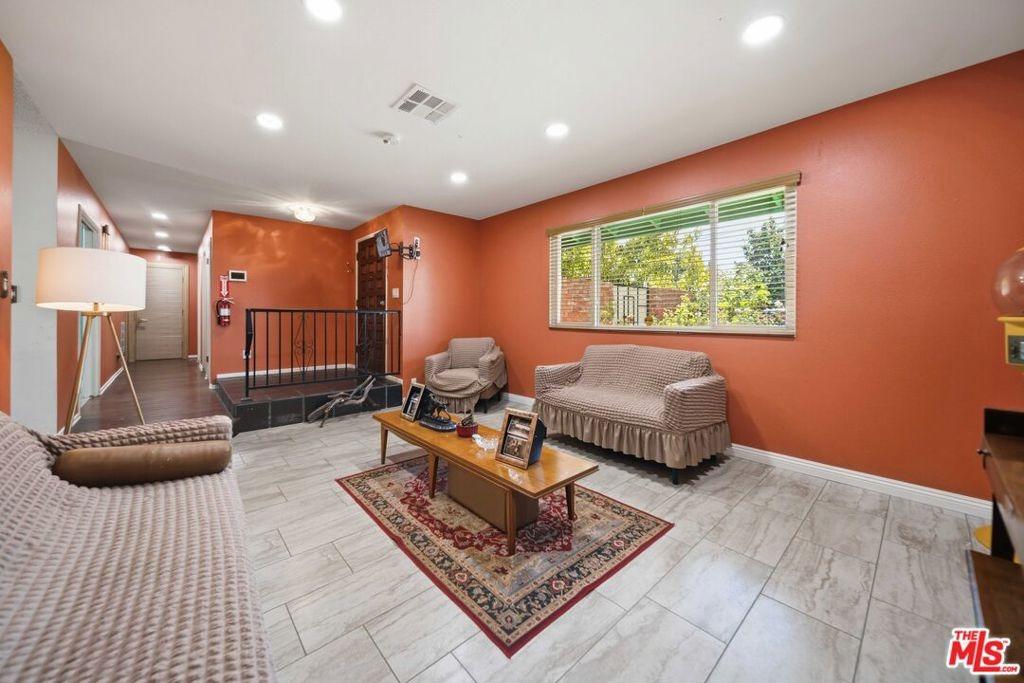 W Avenue L4, Lancaster, CA 93536