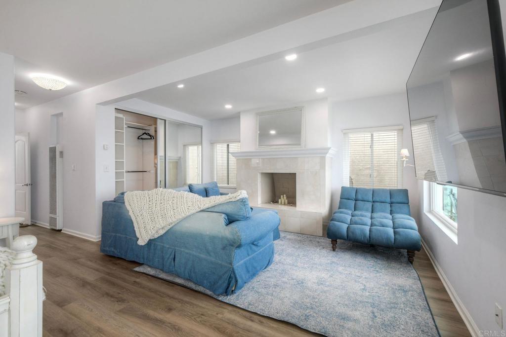 S Pacific St, Oceanside, CA 92054