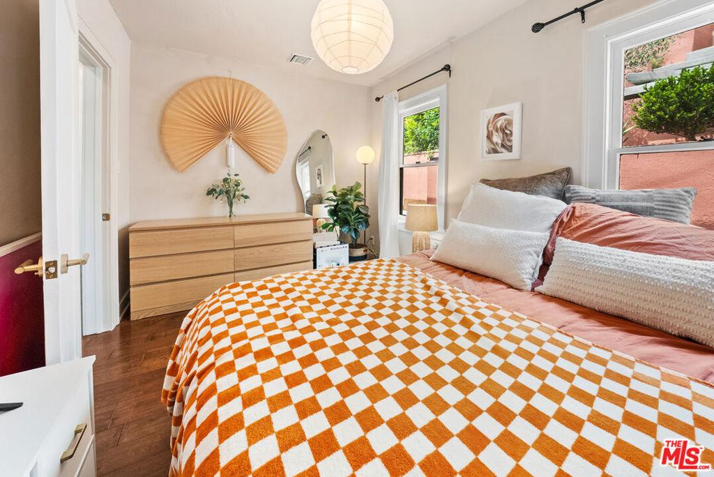 Woodland Way, Los Angeles, CA 90068