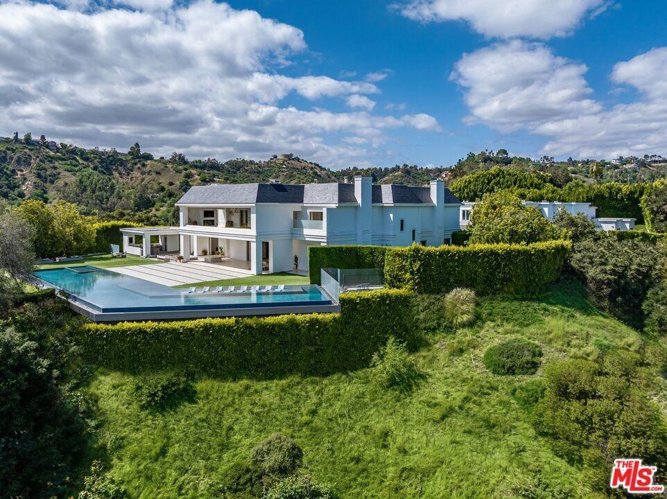 Wallingford Dr, Beverly Hills, CA 90210
