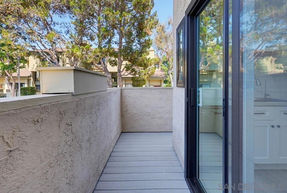 Caminito Eastbluff, La Jolla, CA 92037