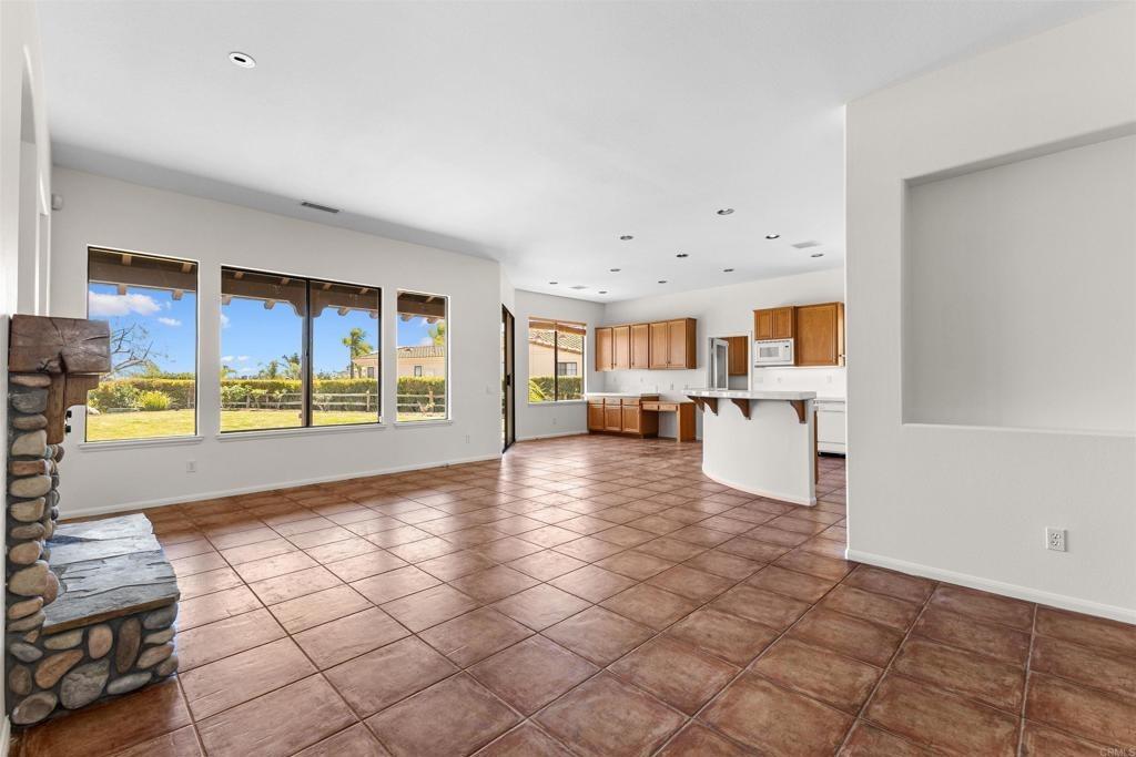 Lancewood Way, Fallbrook, CA 92028