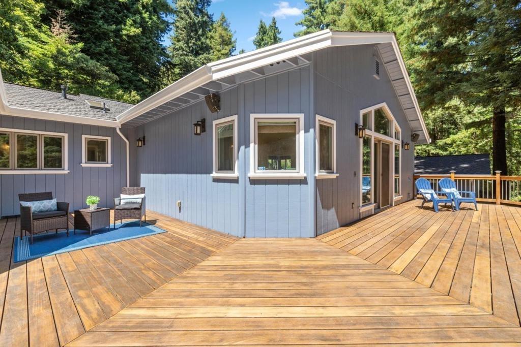 Mountain View Dr, Ben Lomond, CA 95005