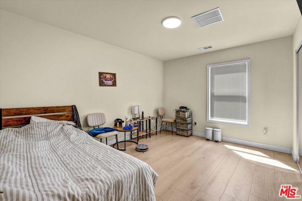Rincon Ave, Pacoima, CA 91331