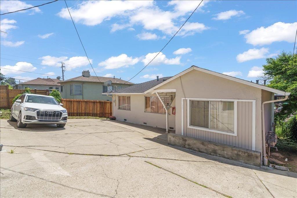 Ney Ave, Oakland, CA 94605
