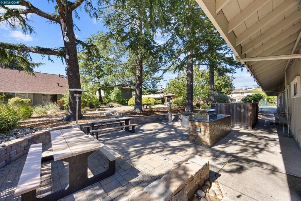 Miramonte Dr, Moraga, CA 94556