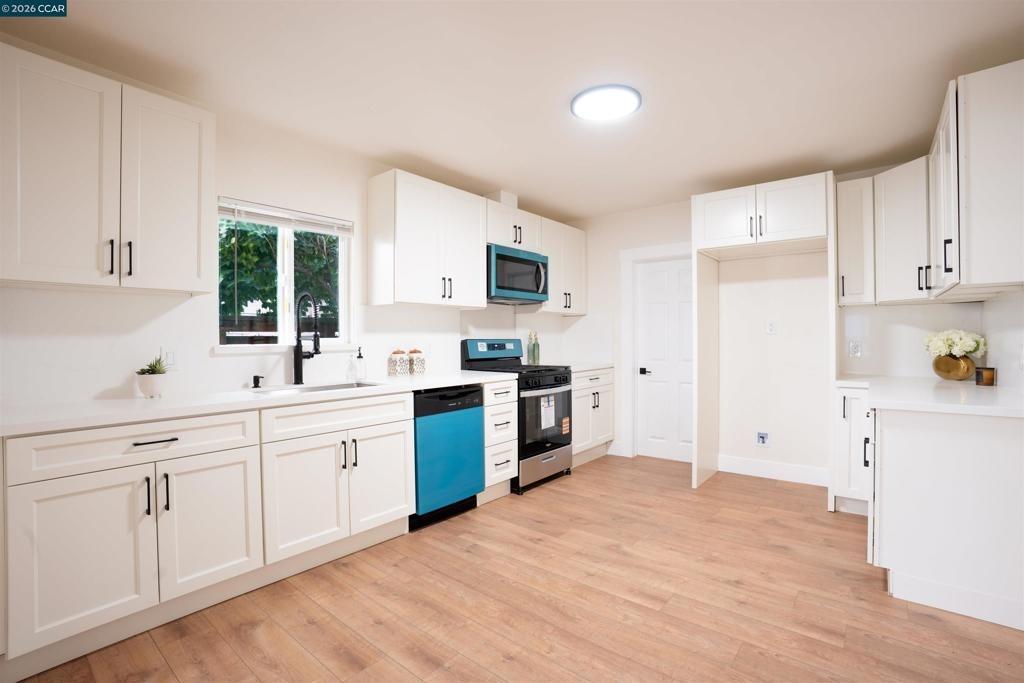 Arlington Ave, Emeryville, CA 94608