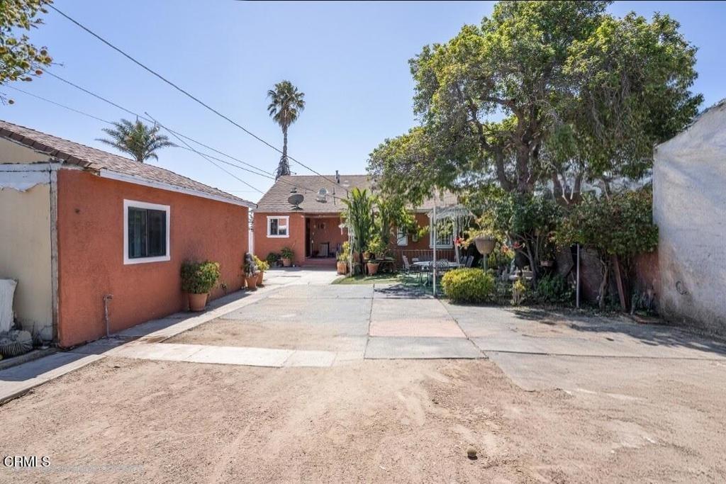 E Date St, Oxnard, CA 93033