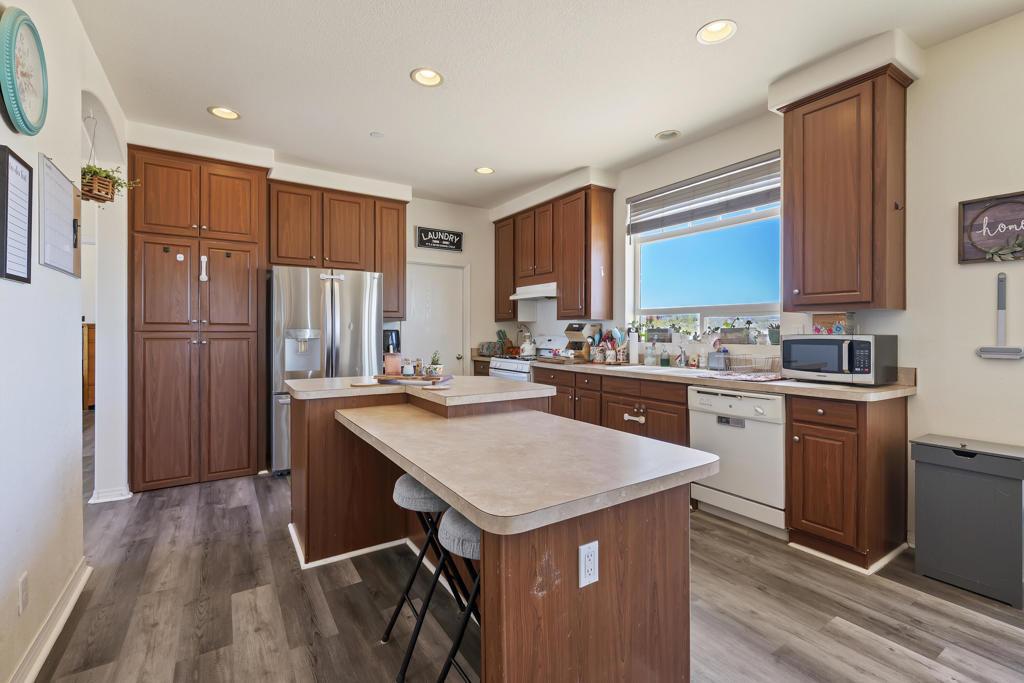 Bluegrass Ave, Twentynine Palms, CA 92277