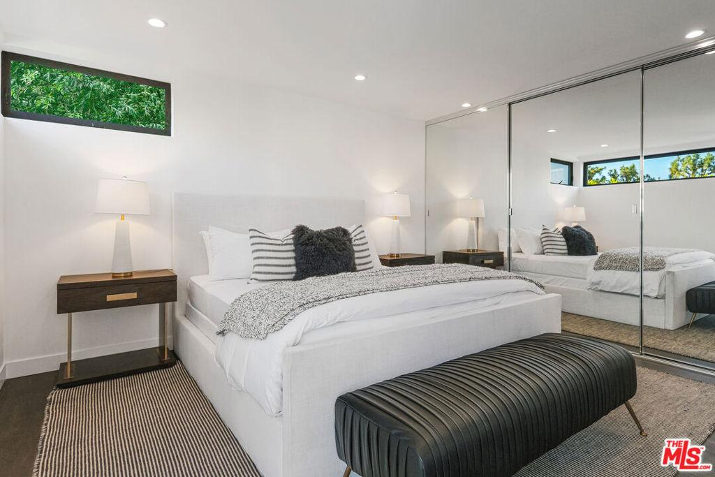 N Orlando Ave, West Hollywood, CA 90069