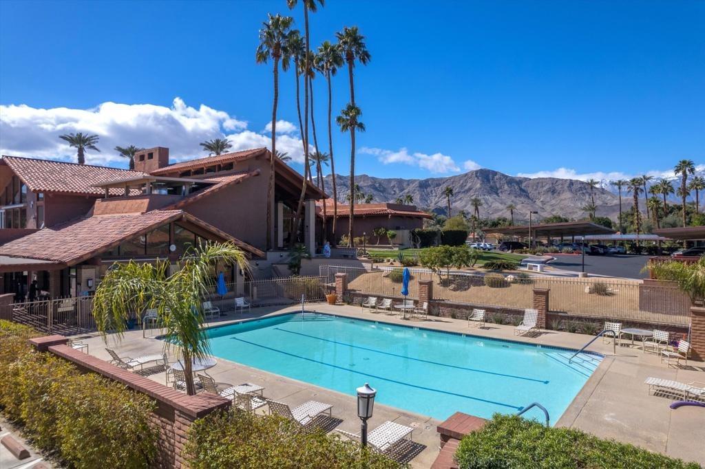 La Cerra Dr, Rancho Mirage, CA 92270