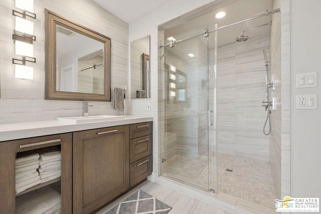 Bluebird Ave, Rancho Mirage, CA 92270