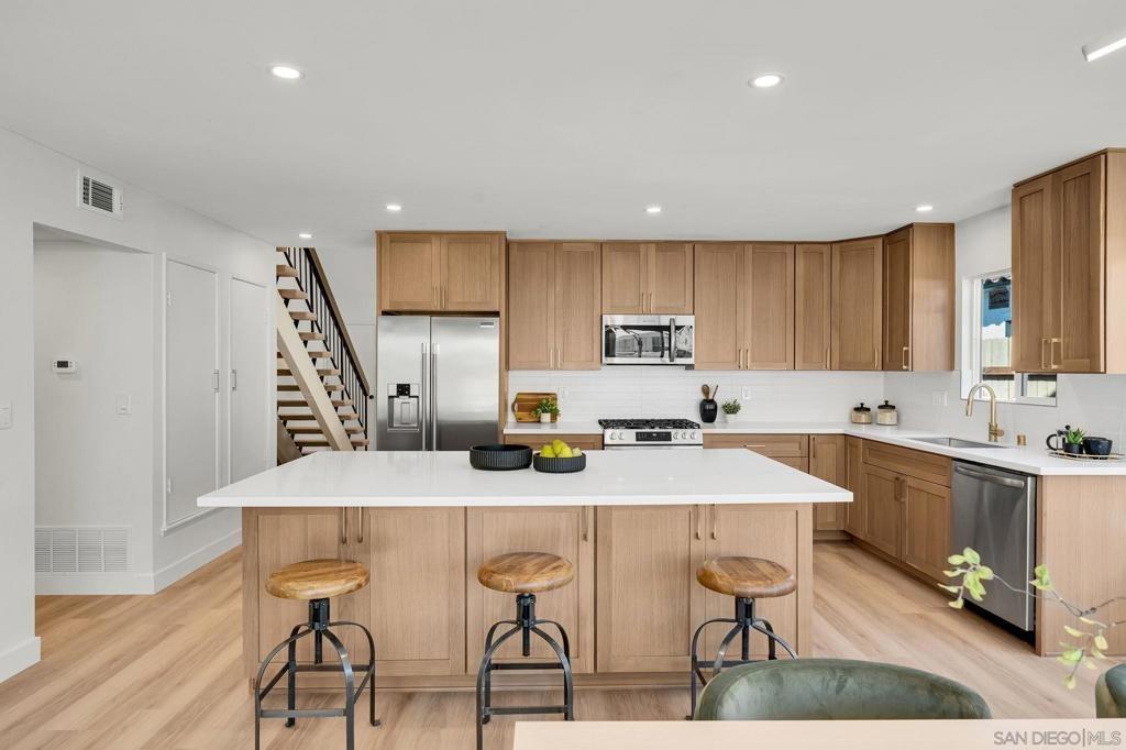 Cerritos Ct, Chula Vista, CA 91910
